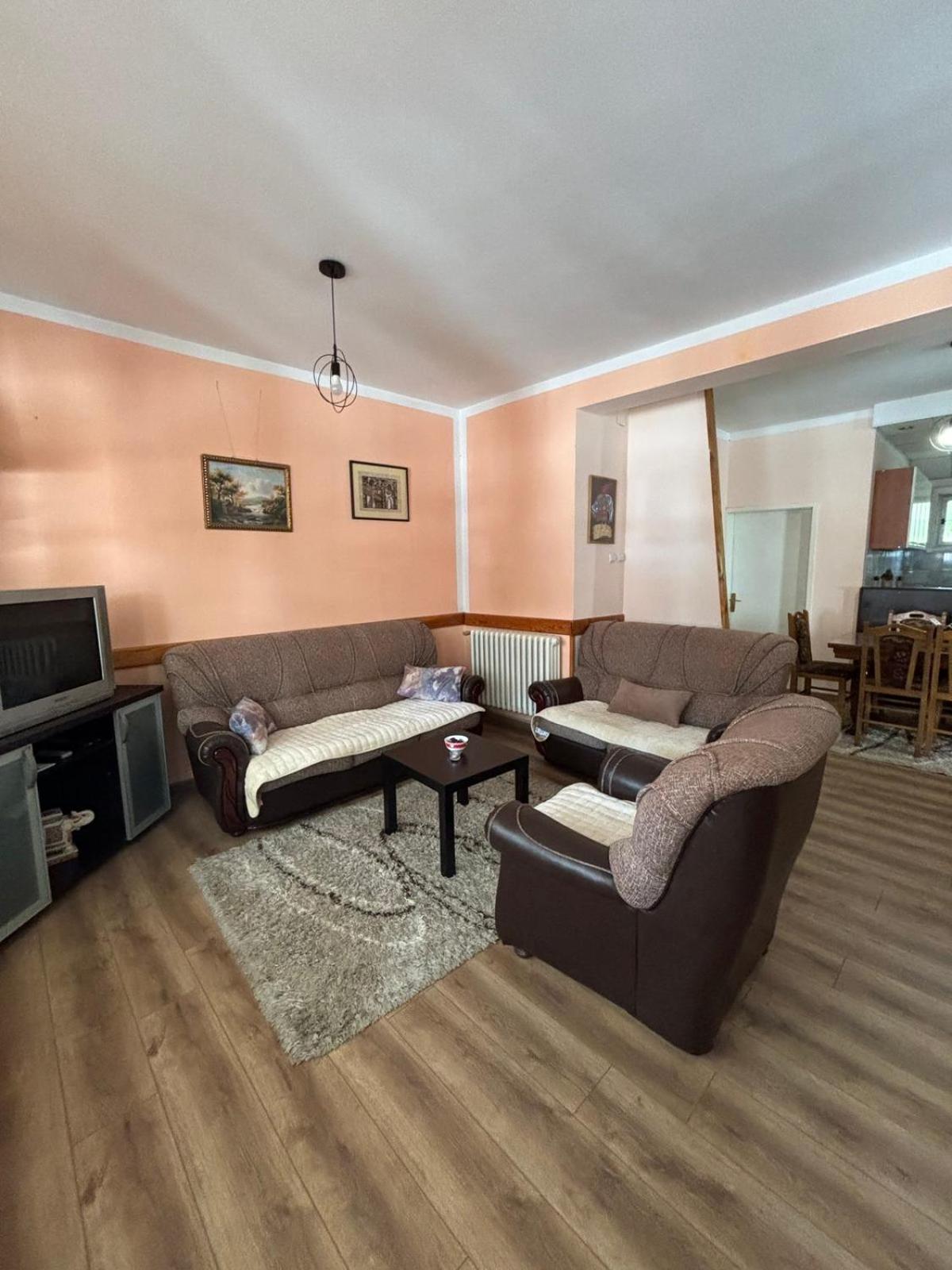 Apartman Dunja I Milos Мокра-Гора Экстерьер фото